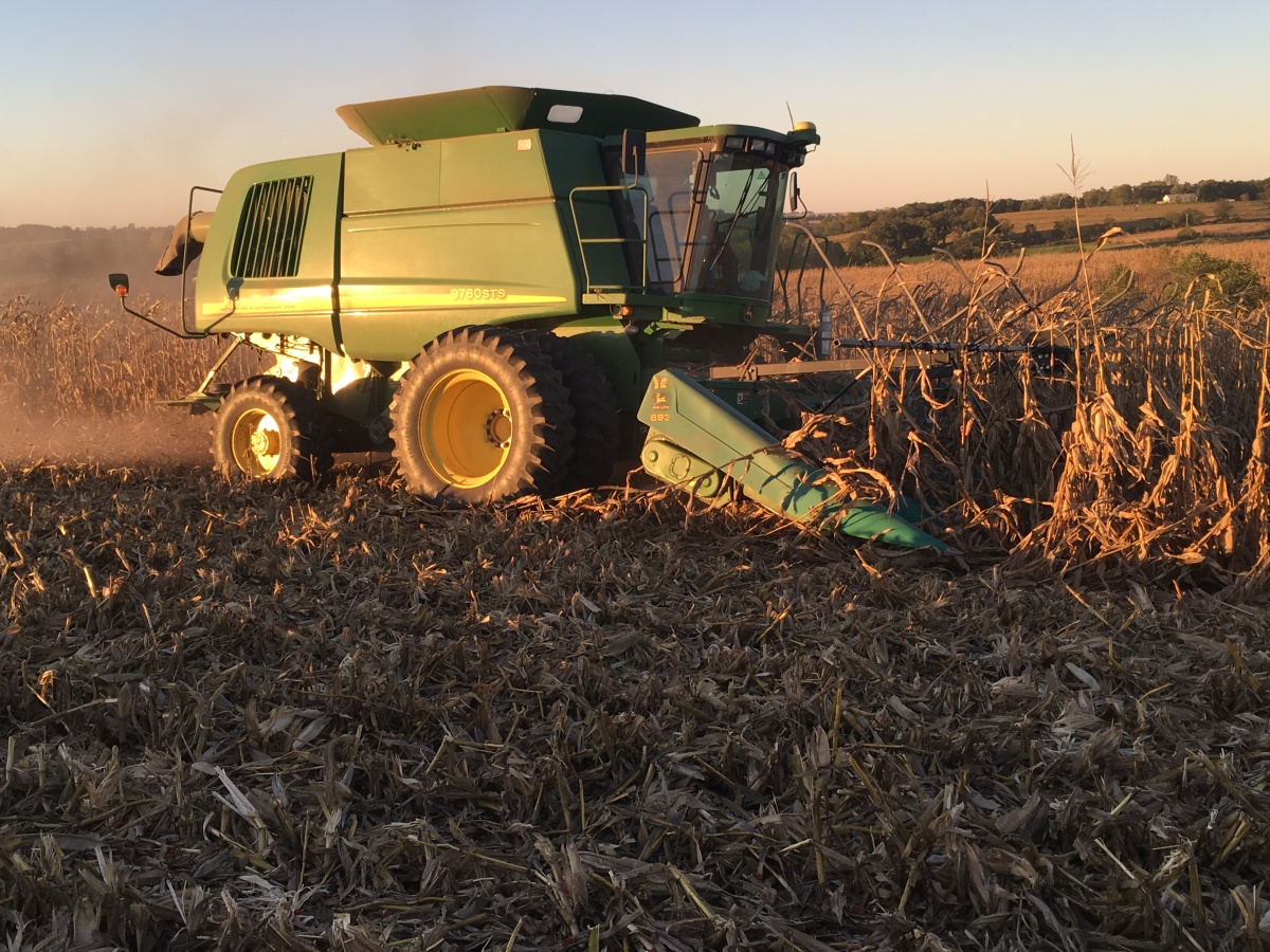 Why Do Farmers Use Combine Harvesters For Grain Crop Harvesting? – Estes Performance Concaves