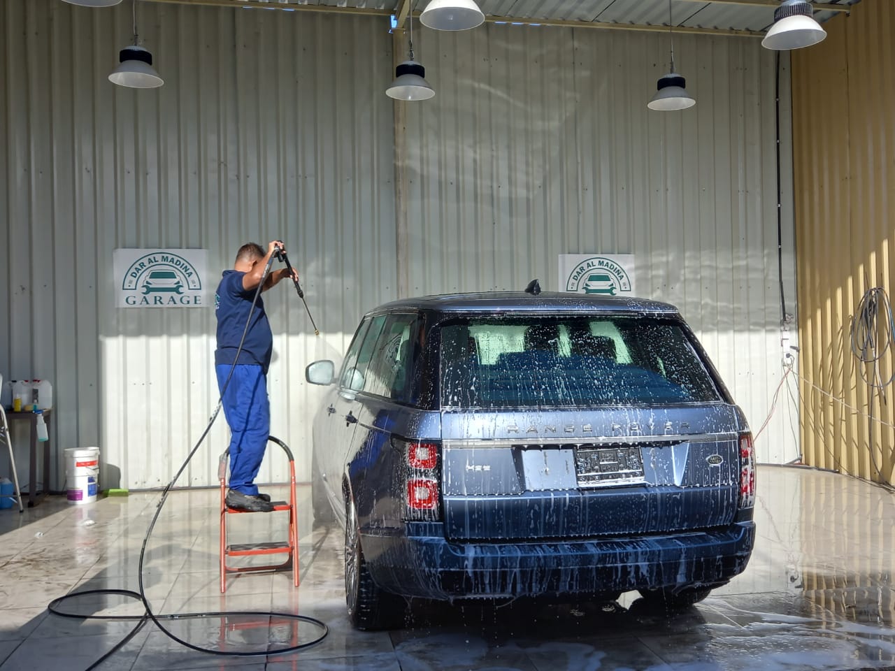 Best Rates Car Wash Cleaning Care Service in Al Quoz Dubai UAE