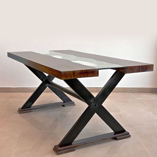 Buy dining table online on discount