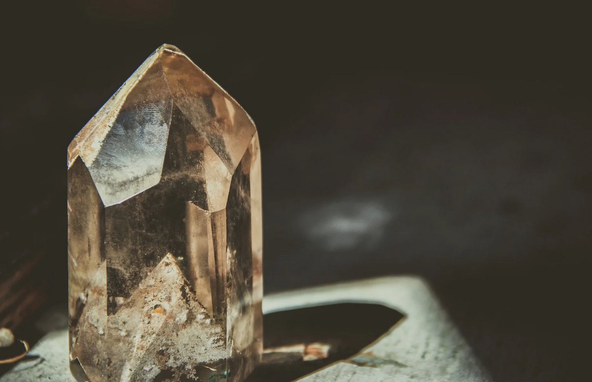 What the Heck Is a Time Crystal, and Why Are Physicists Obsessed With Them?