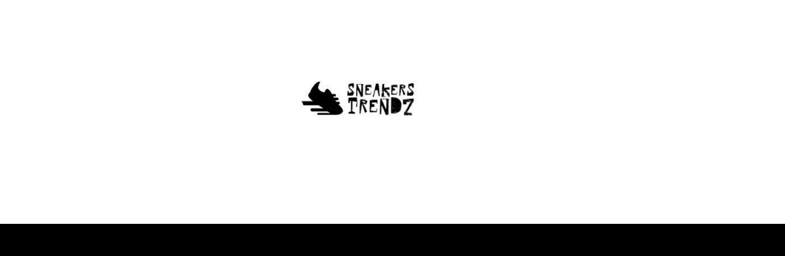 SNEAKERS TRENDZ Cover Image