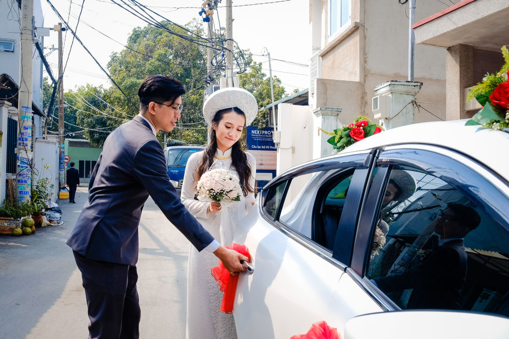 Tips to Hire Wedding Transportation Service