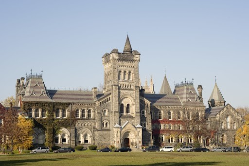 Study at university of Toronto, Ranking, courses, fees, intake, scholarship..