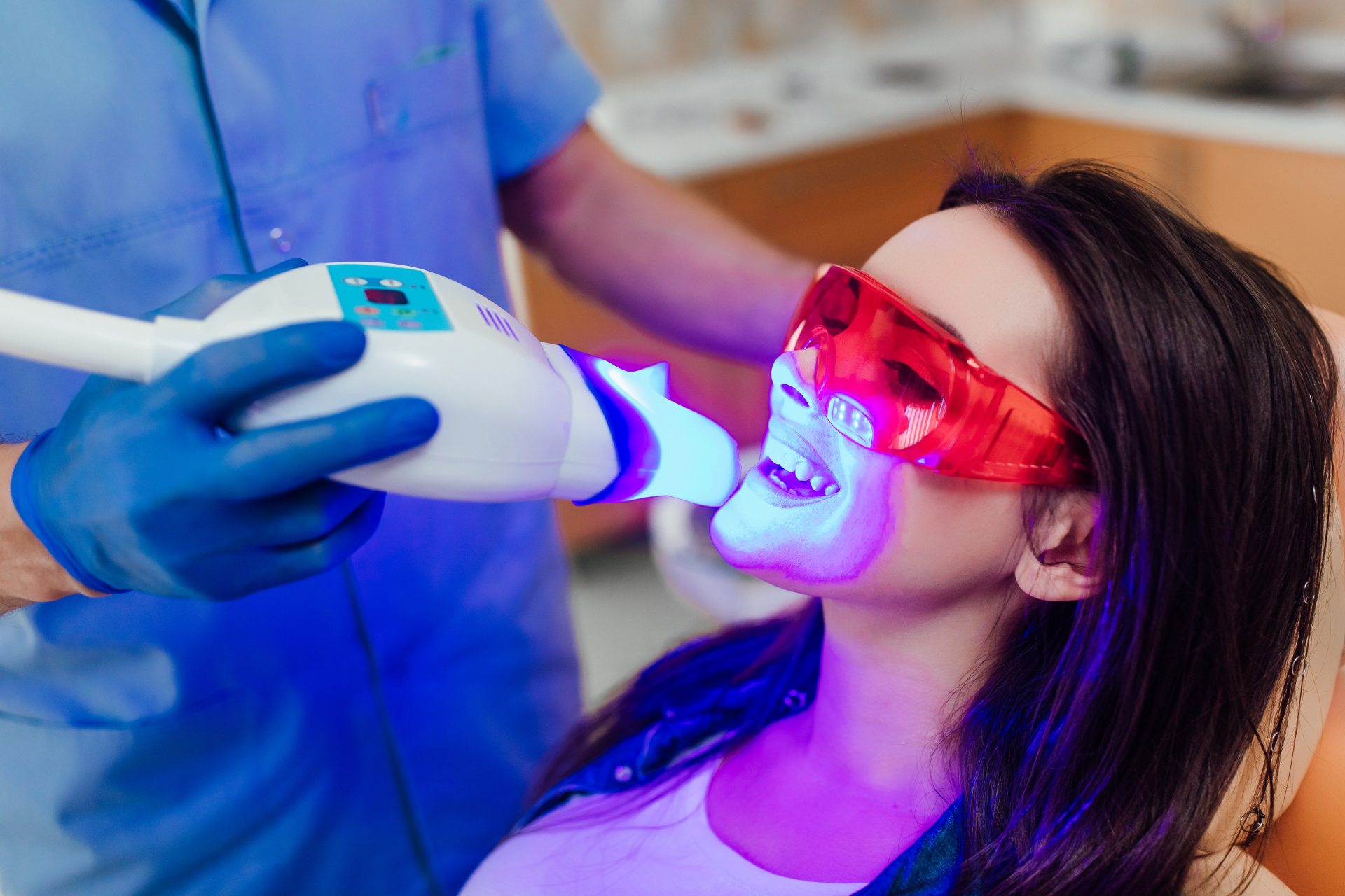 Teeth Whitening & Bleaching Services Clinic In Surrey, BC