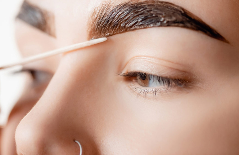 Professional Eyebrow Shaping Services Transform your Beauty | Glam Dolls
