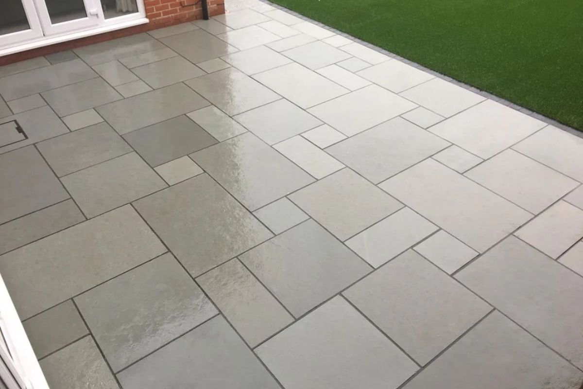 Natural Stone Paving Slabs on a Budget