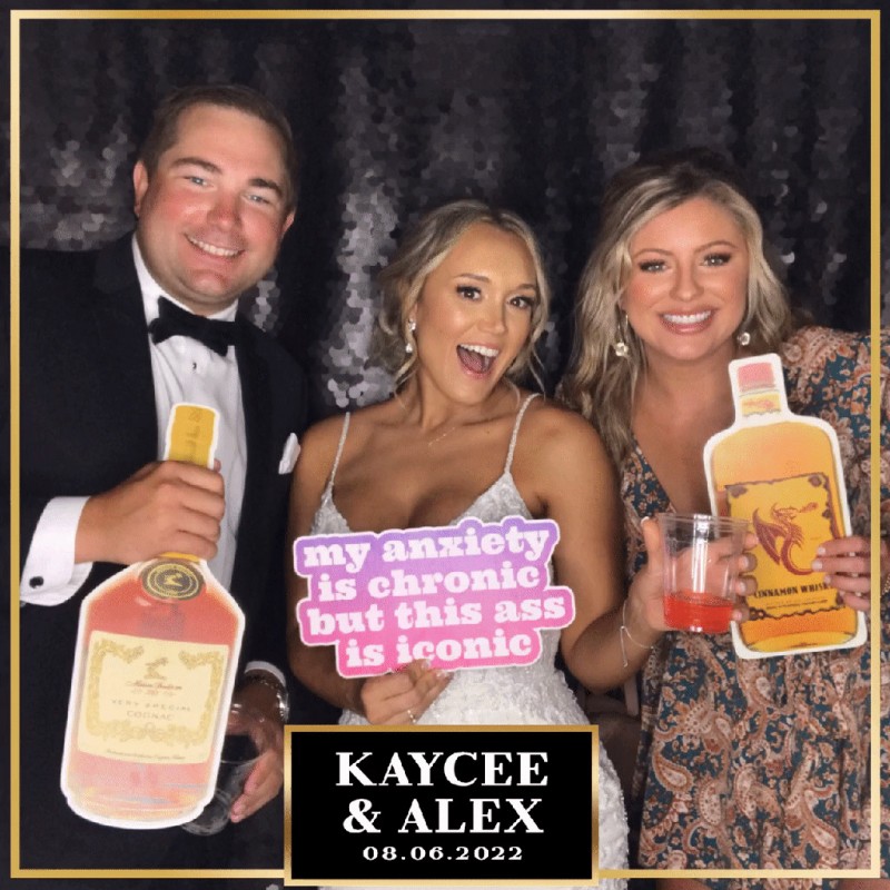Capture Your Event's Memories with Source Photo Booth Services in Houston : seriouslyselfy — LiveJournal