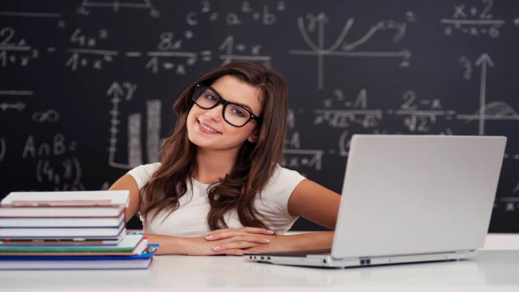 8 Must-Ask Questions When Selecting a Perfect Physics Tutor - Freshers web