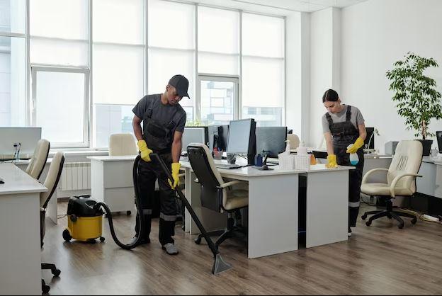 Make Your Workplace Clean With Commercial Cleaning Services in...
