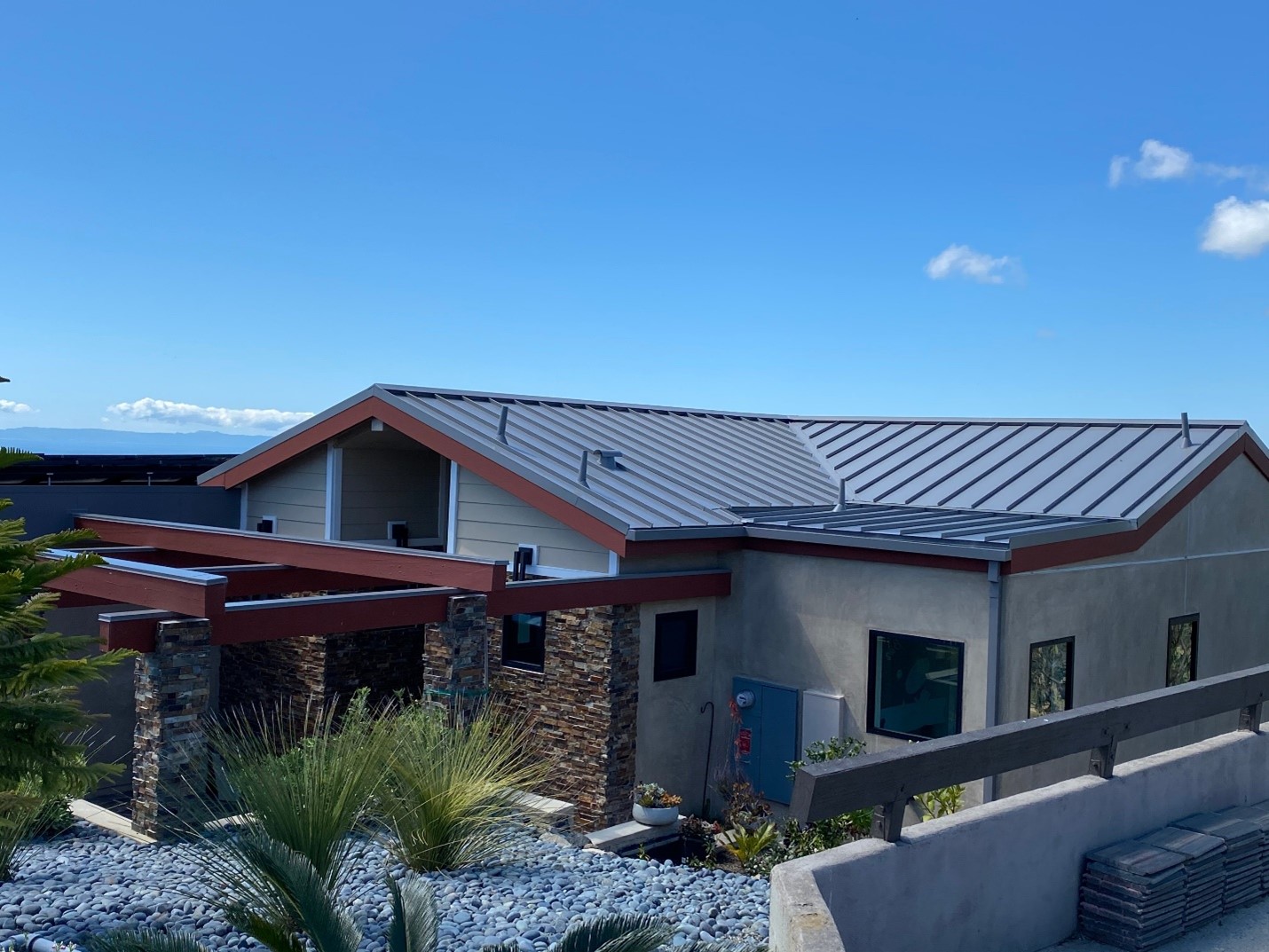 How to Choose the Right Roof Shades for your Home – Gulffab