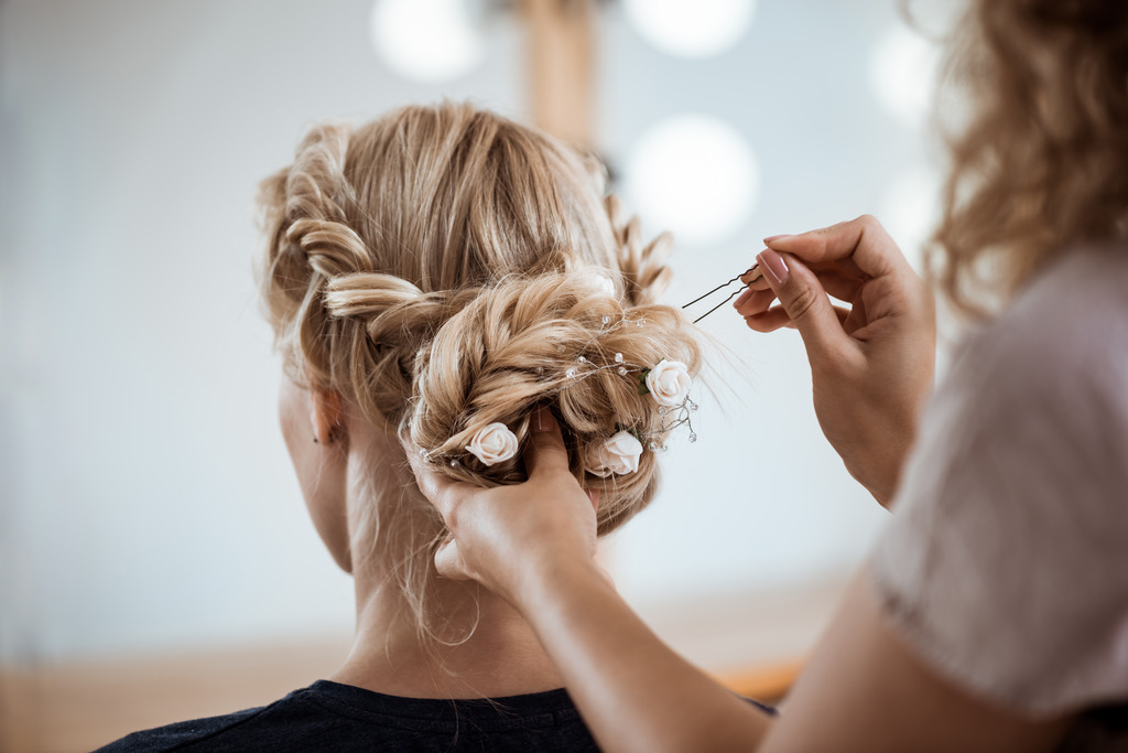 Crafting Unforgettable Looks with Bridal Hair and Mens Haircuts Services
