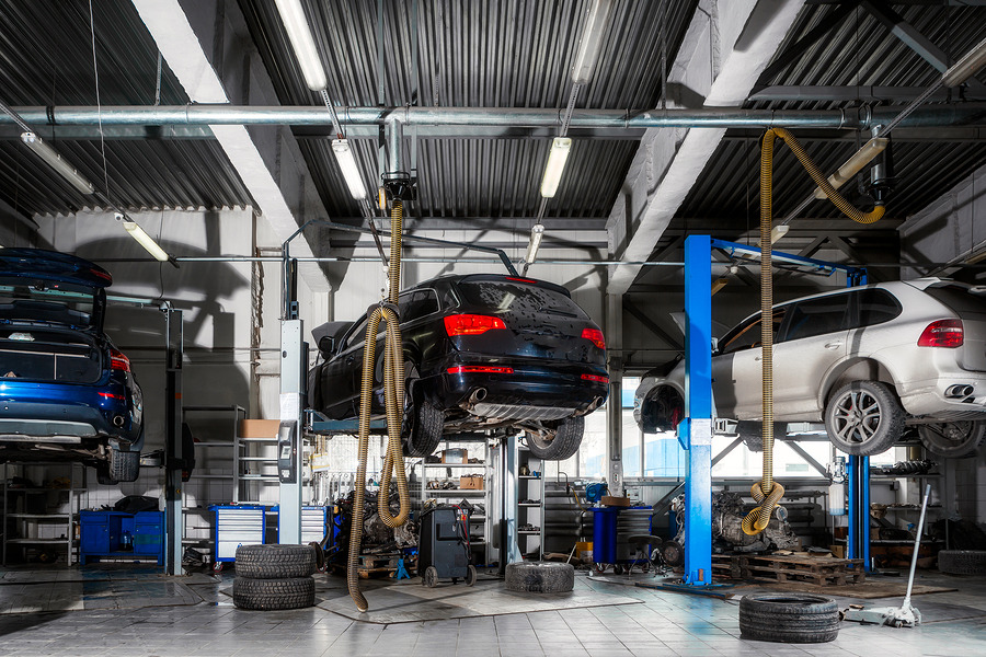 How Auto Body Shops Detect and Repair Hidden Damage