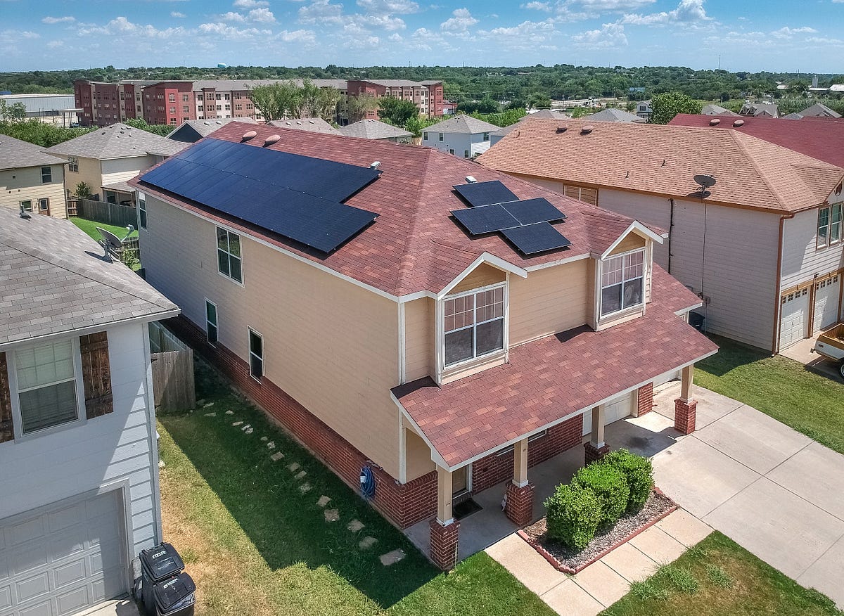 Choosing the Best Solar Panels for Your Houston Residence | by Enova Electrification | Nov, 2023 | Medium