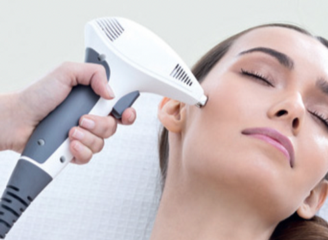 Know The Prominence of Microneedling — Discover The Benefits | by Magnifique laser spa | Dec, 2023 | Medium