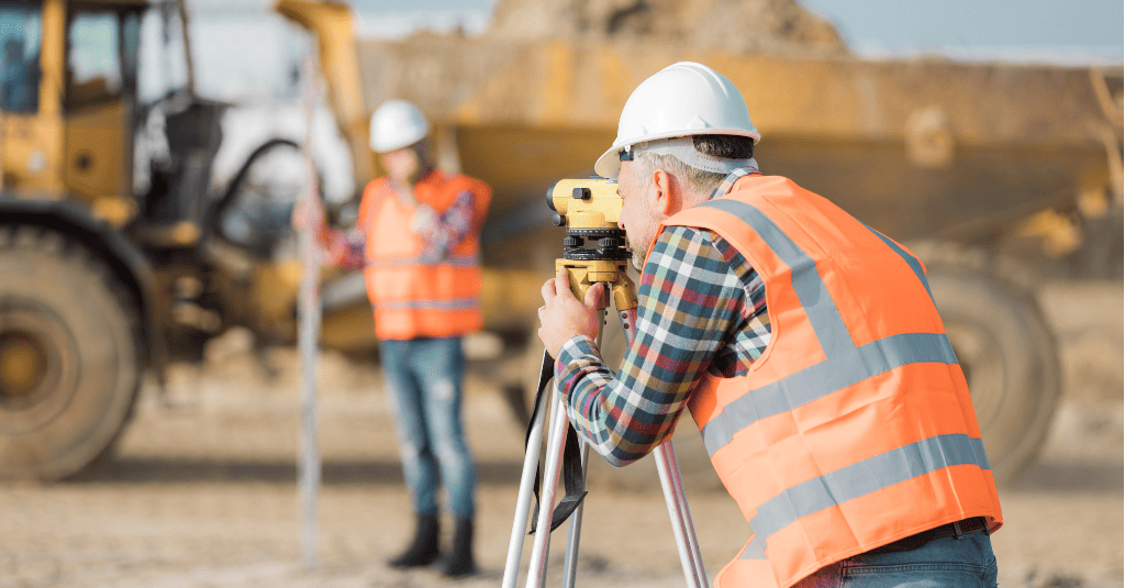 How Land Surveying and GIS Collaborate for Success