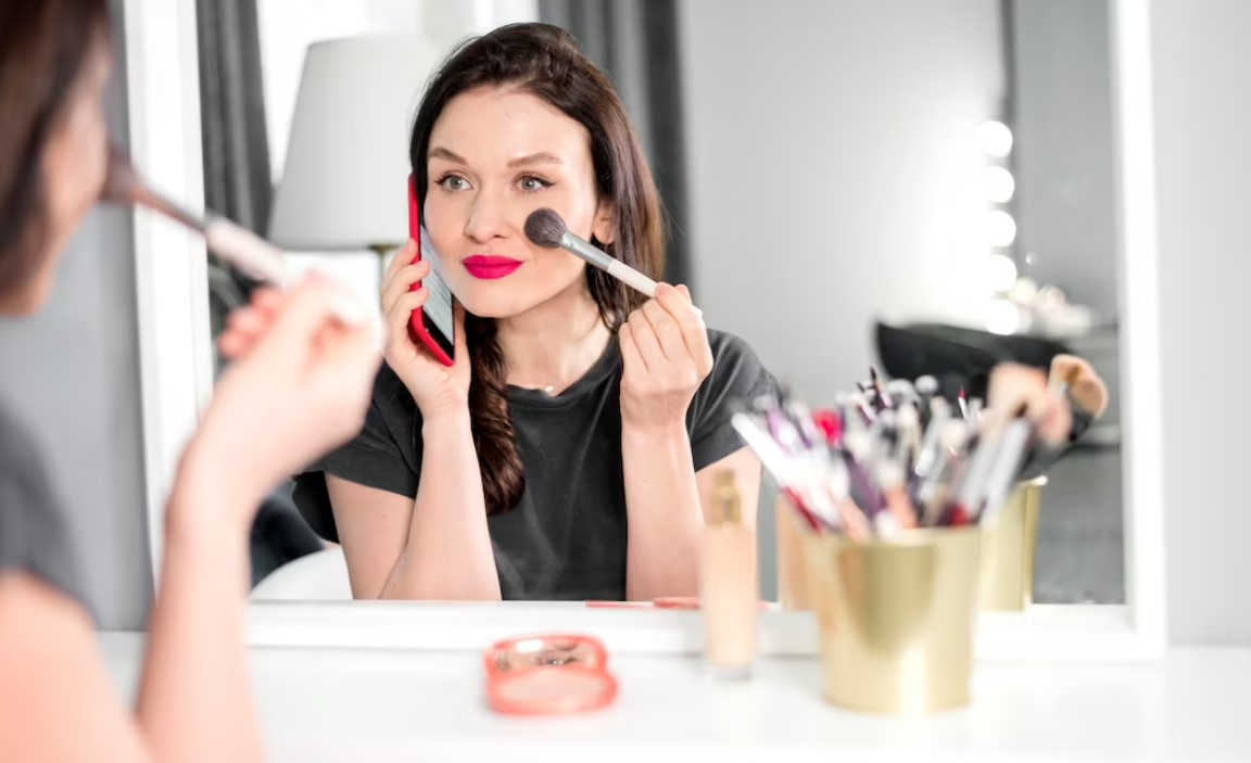 Top 5 Career Opportunities After Completing Beauty School - Blogstudiio