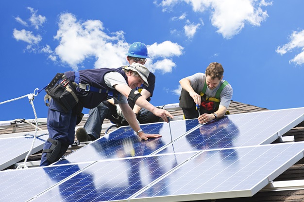 Grab The Top Notch Process Of Getting Solar Panel Maintenance - guestpost