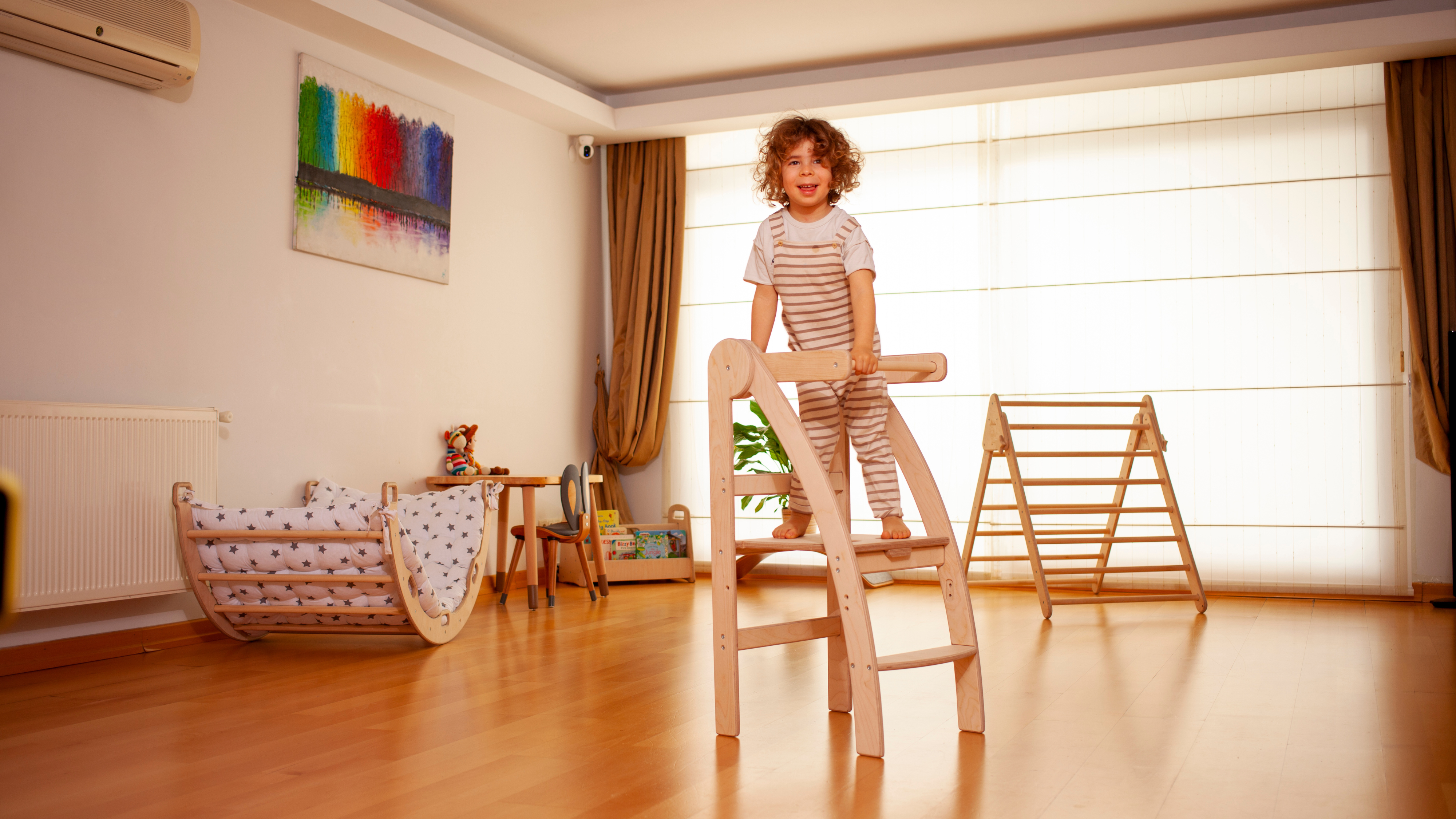 Small Steps, Big Impact: The Benefits of Montessori Furniture for Toddlers - Buzz10