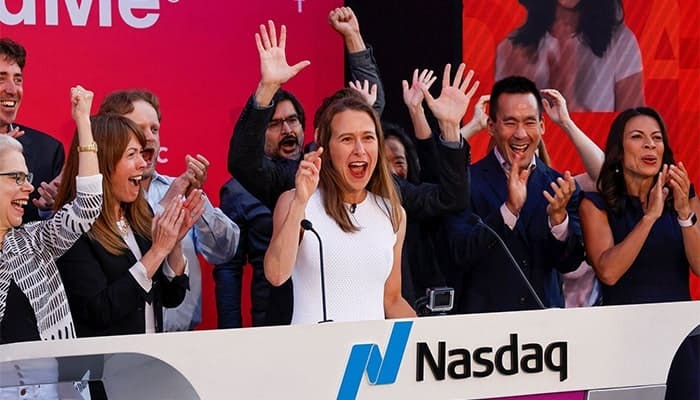 23andMe Lawsuit! $6 billion to $0. Stock Delisting as Hackers Sold User Information.