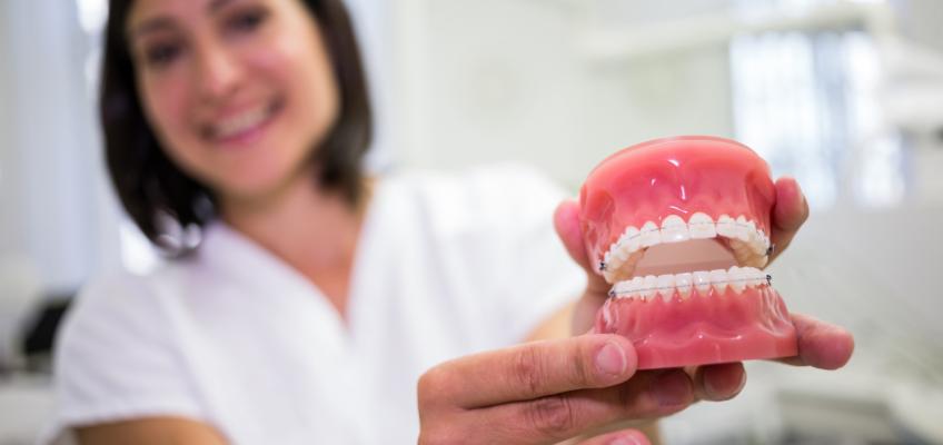 Implant vs. Dentures: How to Choose? | Dr. Vishwannath Hiremath | DENTAL IMPLANTS