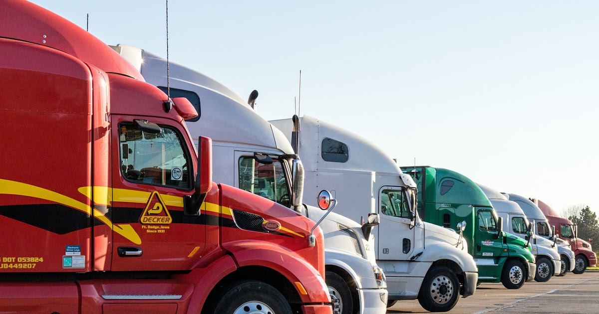 What to Do after an Accident with a Commercial Truck - law-stl