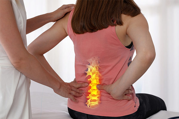Essential Importance of Back Pain Specialist to Minimize the Back Pain