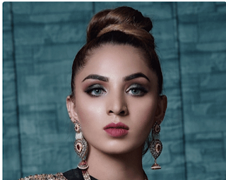 Unveiling the Art of Flawless Party Makeup with Sady's Academy in Karachi"