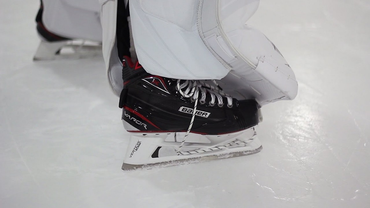 A Comprehensive Guide on Selecting Goalie Skates: What You Need to Know? – GenerallyAwesome