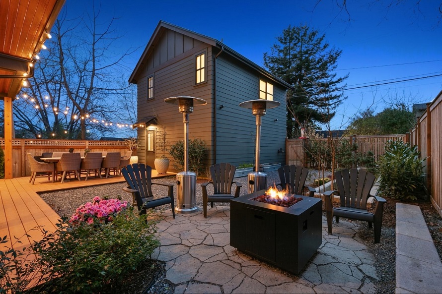 Summer Lovin': How to Prolong the Season in Your Outdoor Space - Online Authority