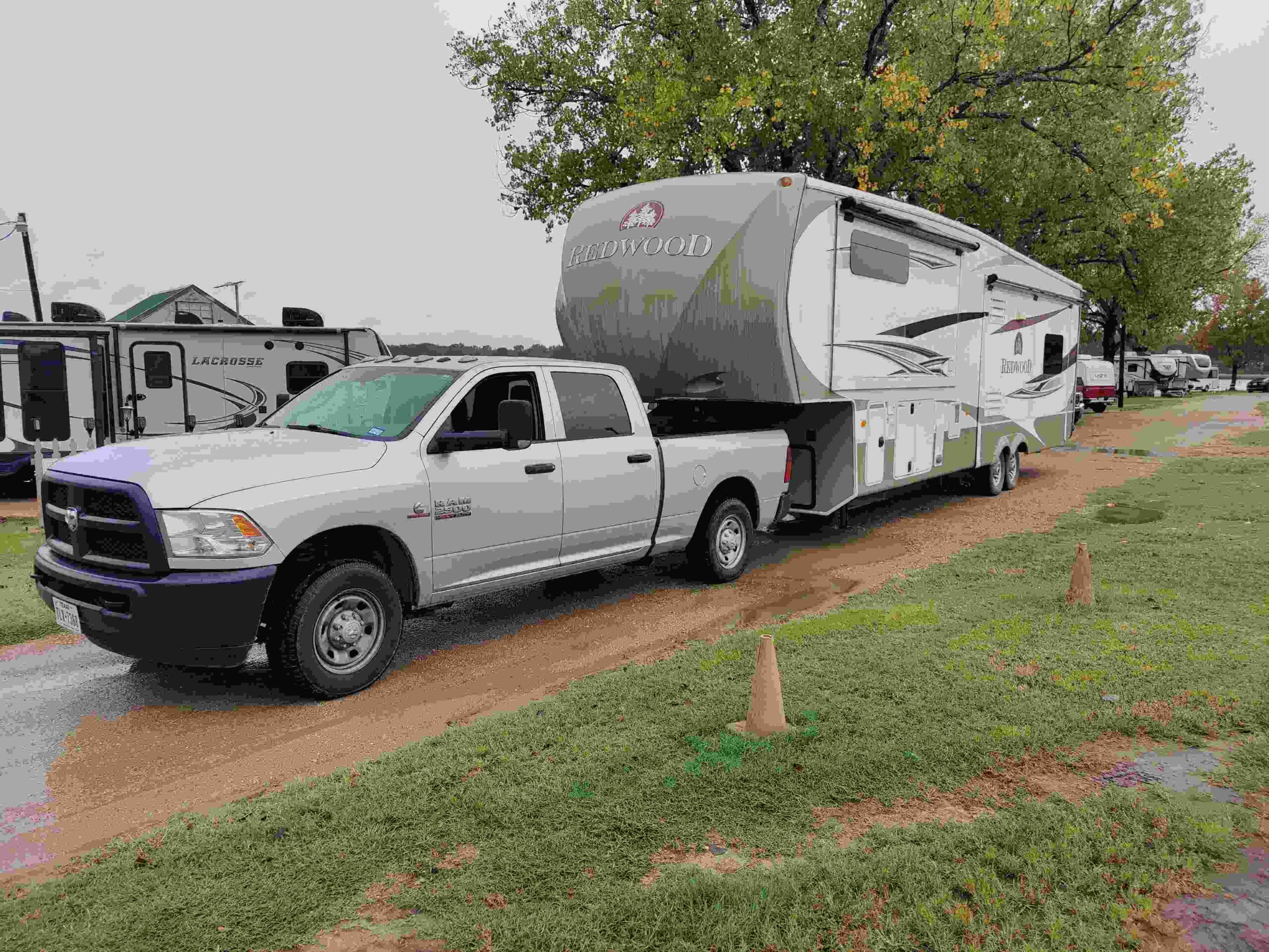 Safe and Sound: Ensuring a Secure Move with Professional 5th Wheel RV Movers