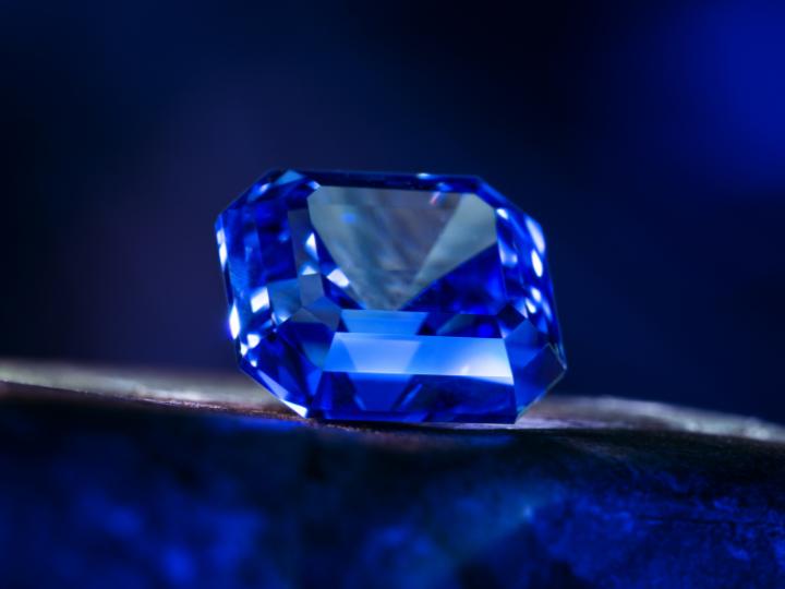 The Mystical Beauty of Omega Sapphire Stone - Gems Tycoon