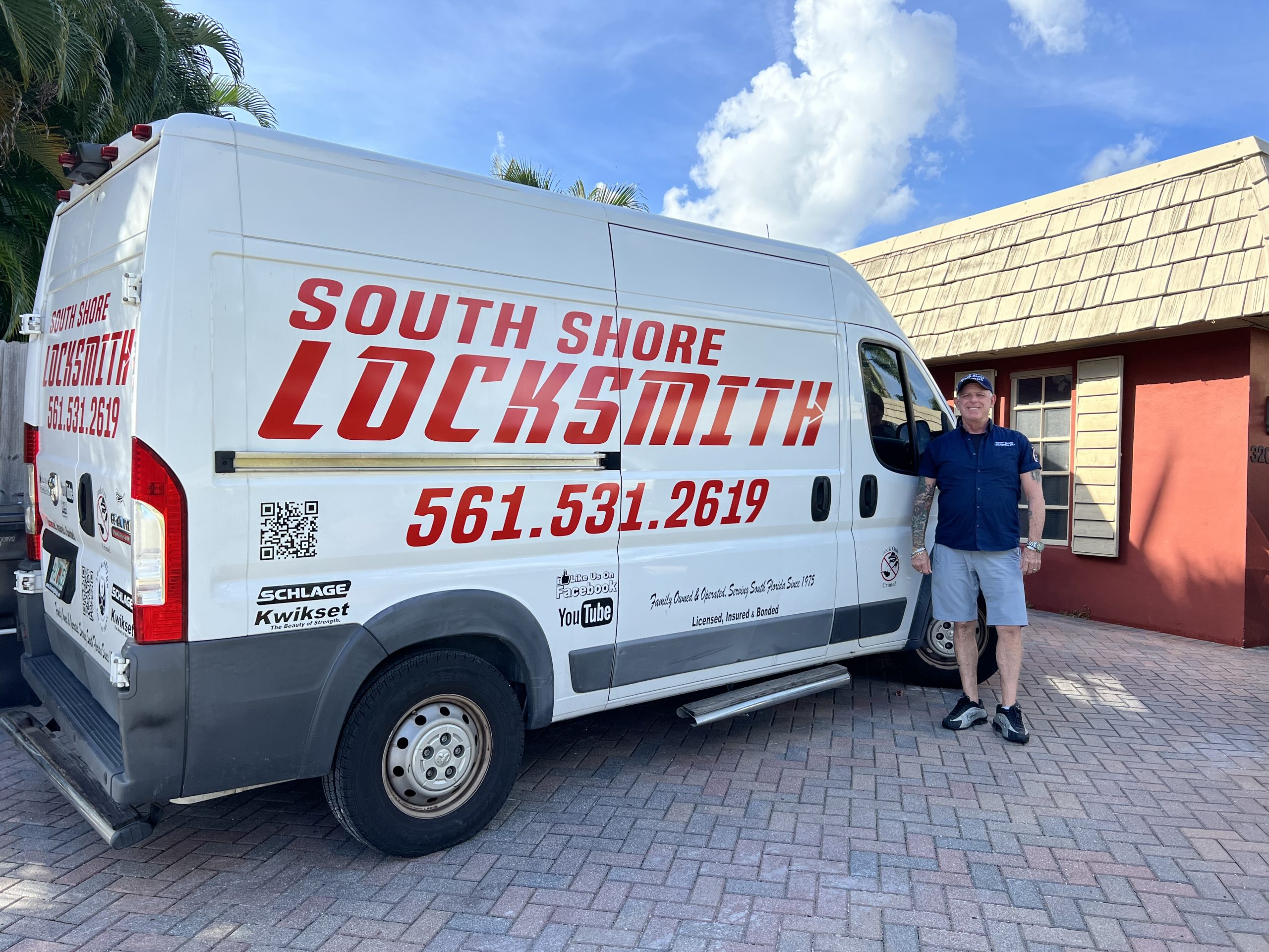 On the Front Lines of Security: How Our Locksmith Service in Palm Beach County Helps in Emergencies