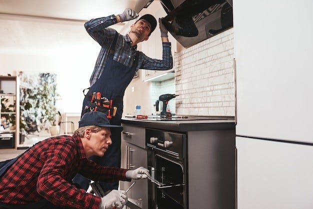 5 Warning Signs You Must Call Residential Appliance Repair Experts Right Away