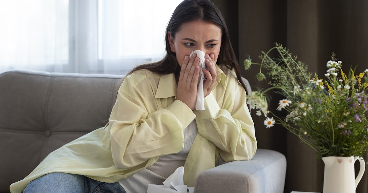 Wiserx Card: Fall Allergies: Understanding the Seasonal Sneezing