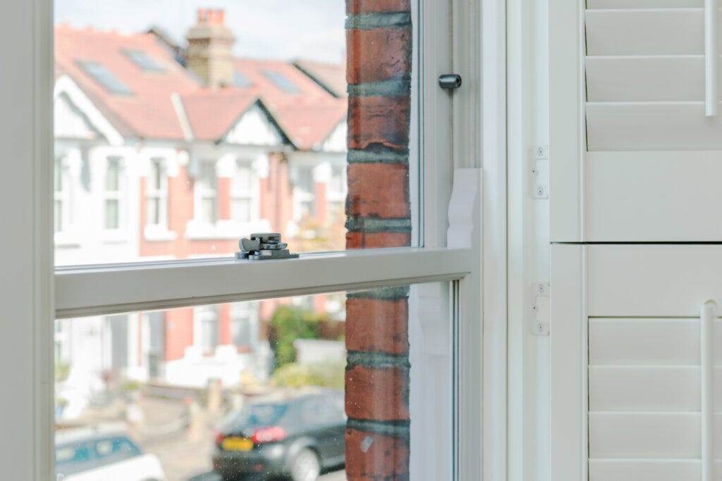 Quality and Craftsmanship: Leading Sash Window Suppliers in London | by Sashwiselimited | Jun, 2024 | Medium