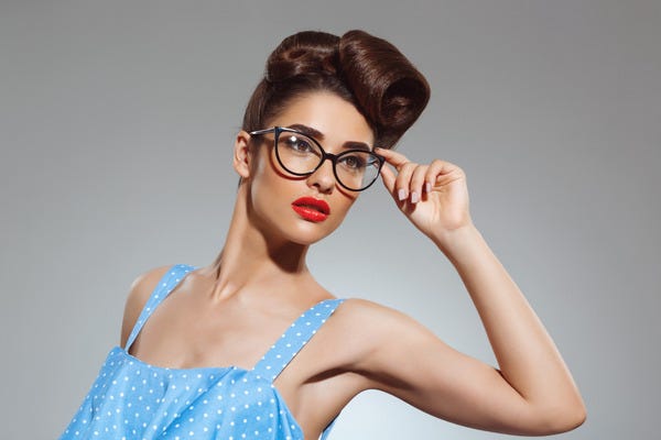 Wondering How To Make Your Eyeglass Frames Store Rock? Read This! | by Jpgopticals | Jun, 2024 | Medium