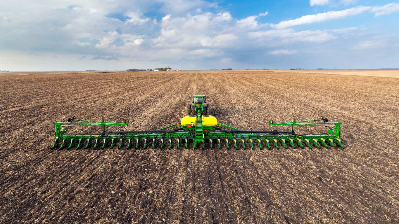 Enhancing Productivity with the Right Farming Equipment: Focus on JD Closing Wheels – Farm Shop MFG, LLC