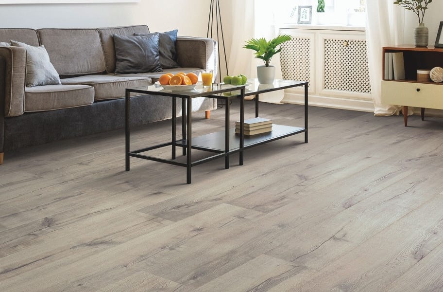 Laminate Flooring in Dubai: A Comprehensive Overview | by Risala furniture LLC | Aug, 2024 | Medium