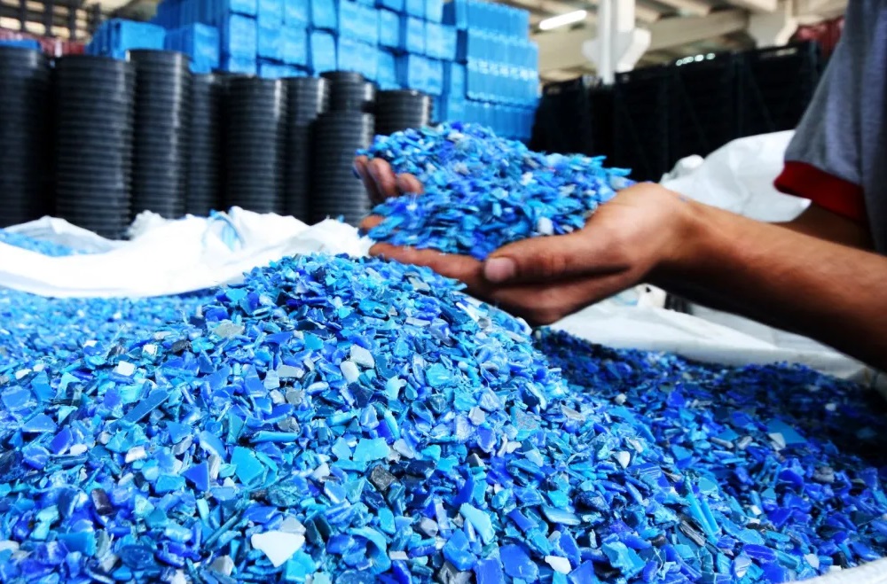 Full-Service Sustainable Recycling Solutions | Re-Source Recycling