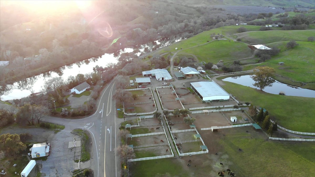 Where to Look for Pasture Boarding and Nearby Boarding Stables | by Emerald Hills Ranch | Sep, 2024 | Medium