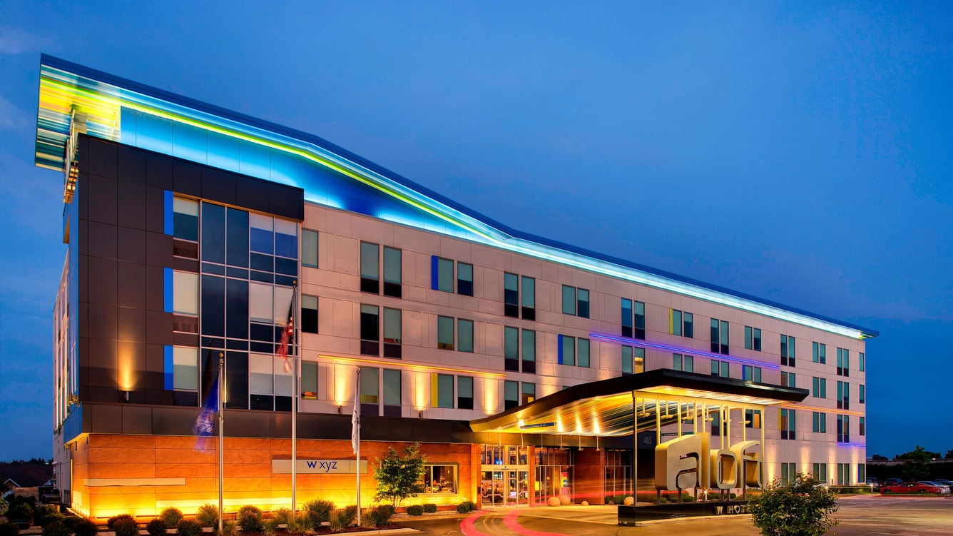 Packer Stadium Hotel | Aloft Green Bay