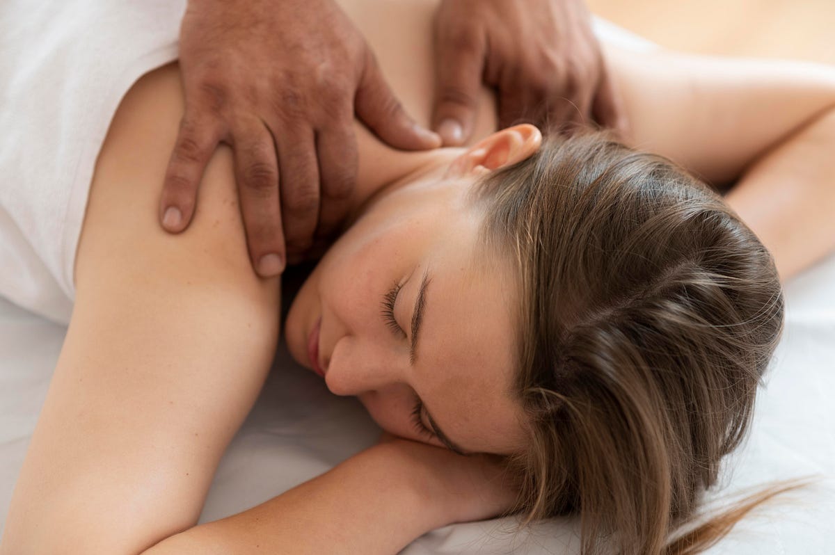 Benefits of Erotic Massage Services In Singapore | by RoyalTantric Massage | Oct, 2024 | Medium