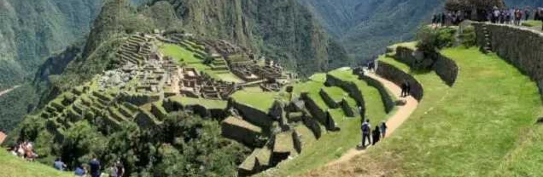 Andean Trekking Peru Cover Image