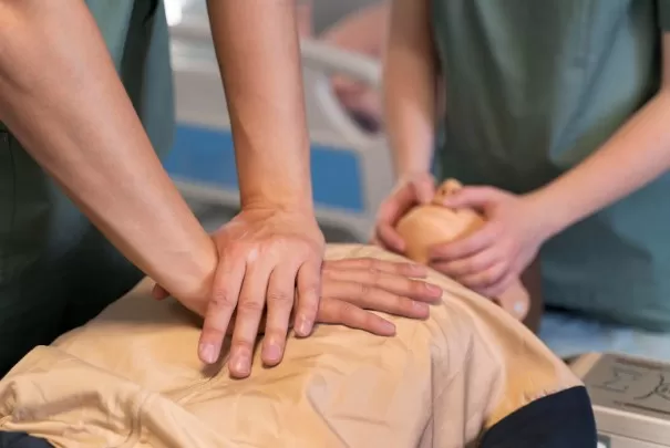 First Aid Courses for Businesses in Gold Coast: Why Every Workplace Needs Training - Tripoto