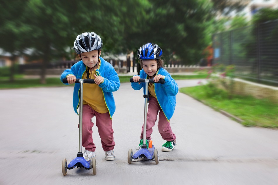 Why You Should Get Your Toddler a 3 Wheel Scooter: Benefits and Safety Tips – Australia Shades of Everyday