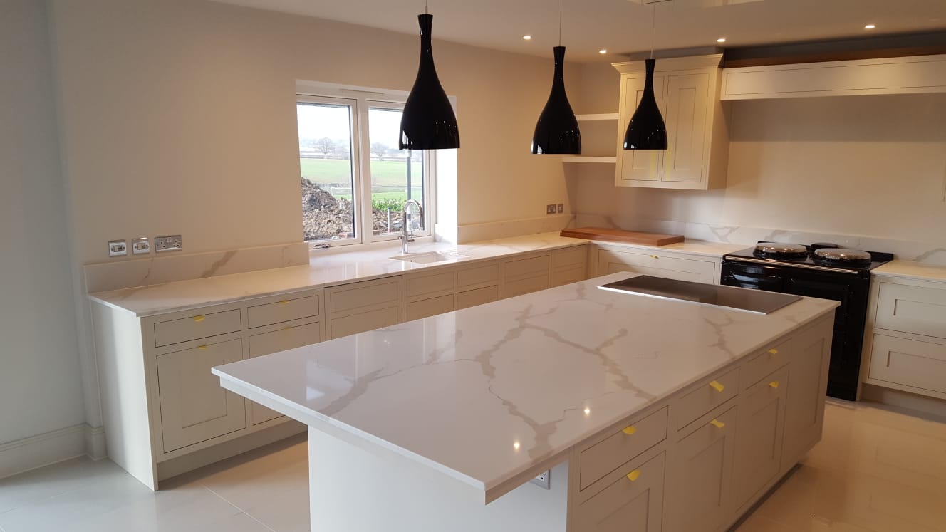 Instant and easy guide for quartz kitchen worktops maintenance