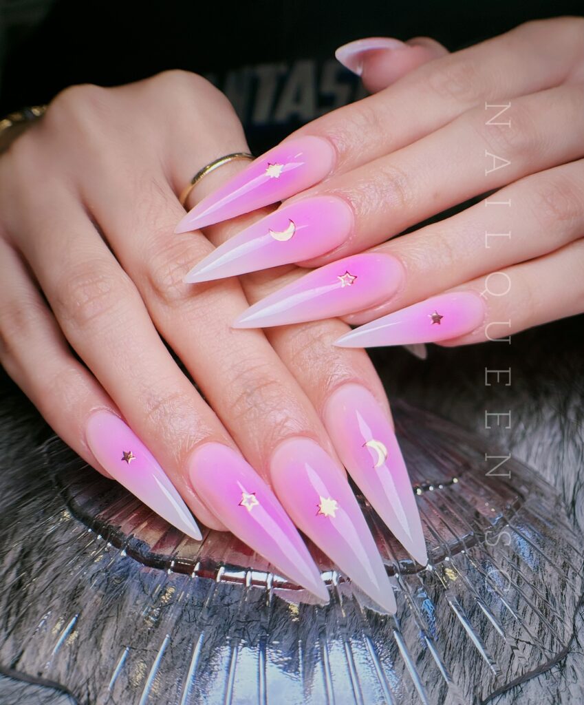 Nail Salon: Manicures, Pedicures, Waxing | Nail Queen