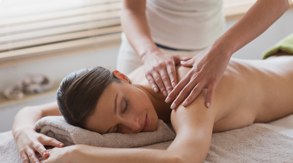 How Deep Tissue Massage for Athletes Enhances Recovery and Performance