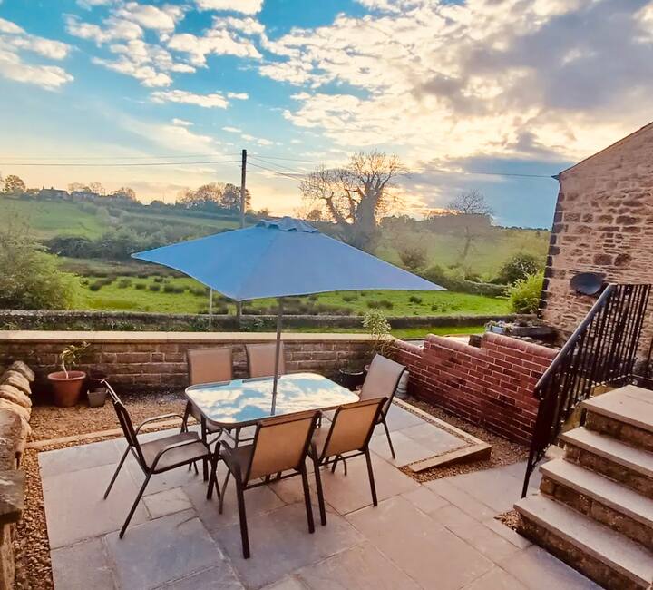 More Than a Stay – Non-Profit 3-Bed Cottage Leeds - Houses for Rent in Thorner, England, United Kingdom - Airbnb