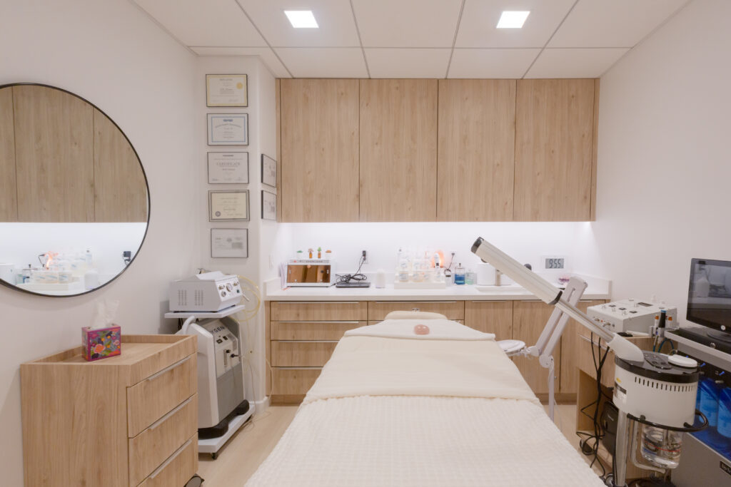Ruth Swissa Professional Permanent Makeup and Medspa Cover Image